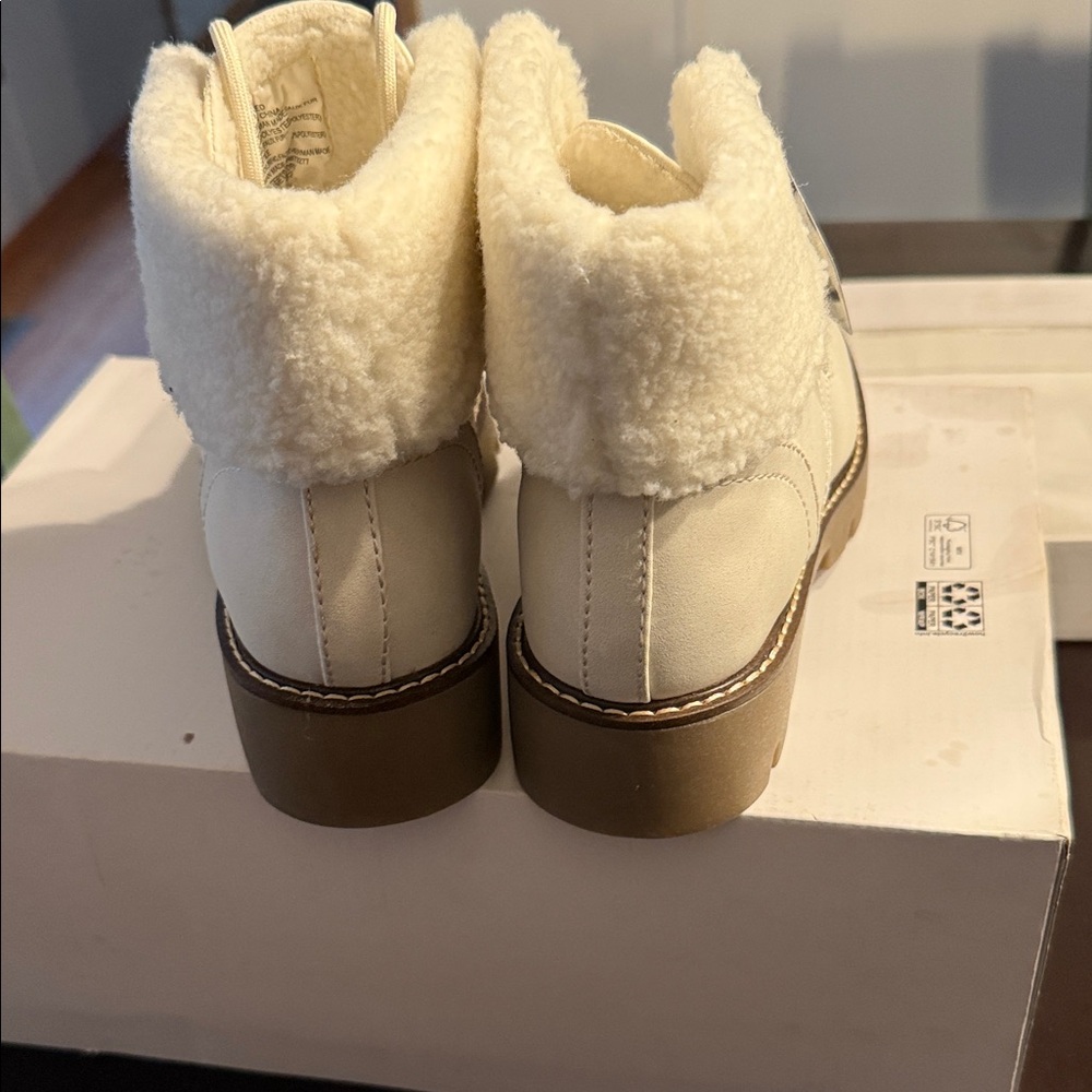 Women's Sonoma Ortholite Cream Ankle Boots Size 6 - Picture 3 of 4